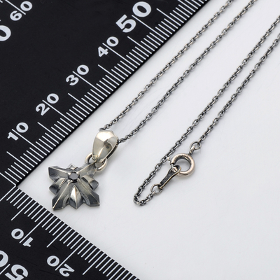 シルバーネックレス