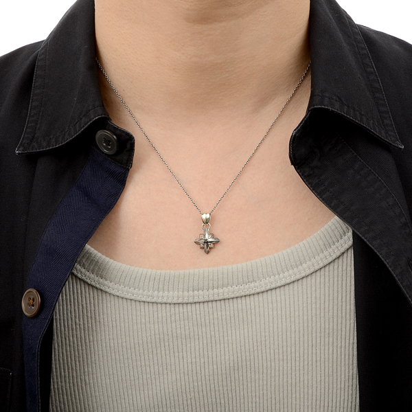 シルバーネックレス