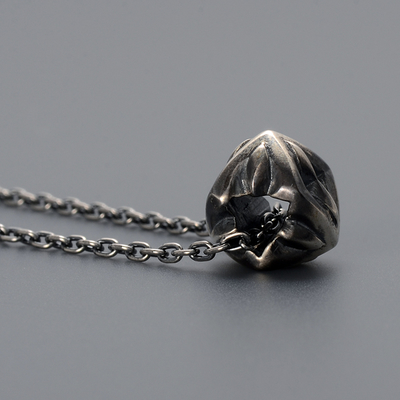 シルバーネックレス