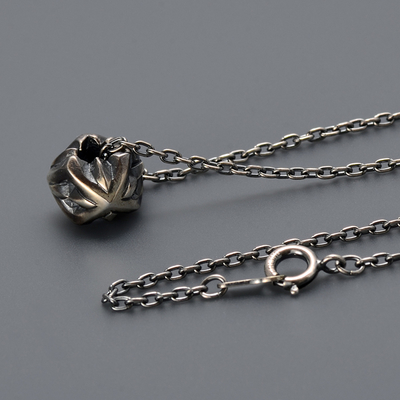 シルバーネックレス