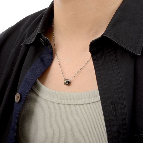 シルバーネックレス