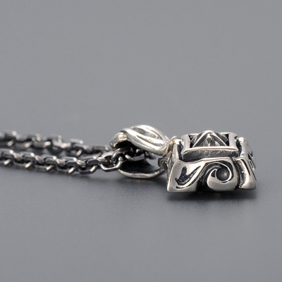 シルバーネックレス