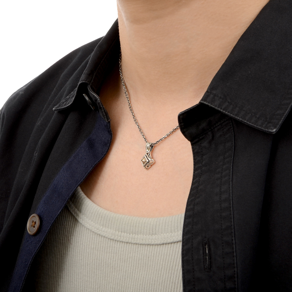 シルバーネックレス