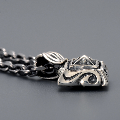 シルバーネックレス