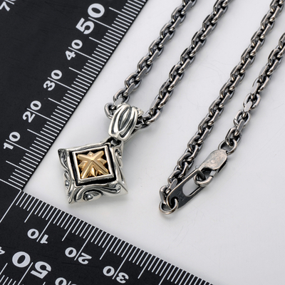 シルバーネックレス