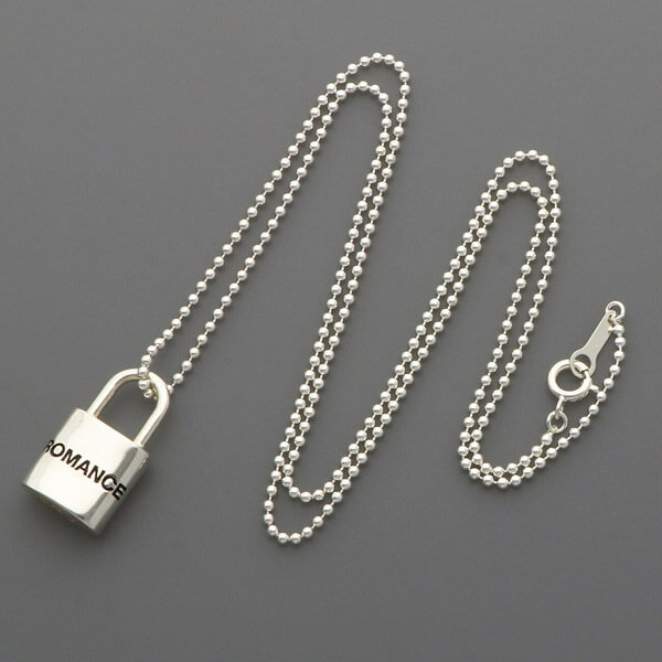 シルバーネックレス