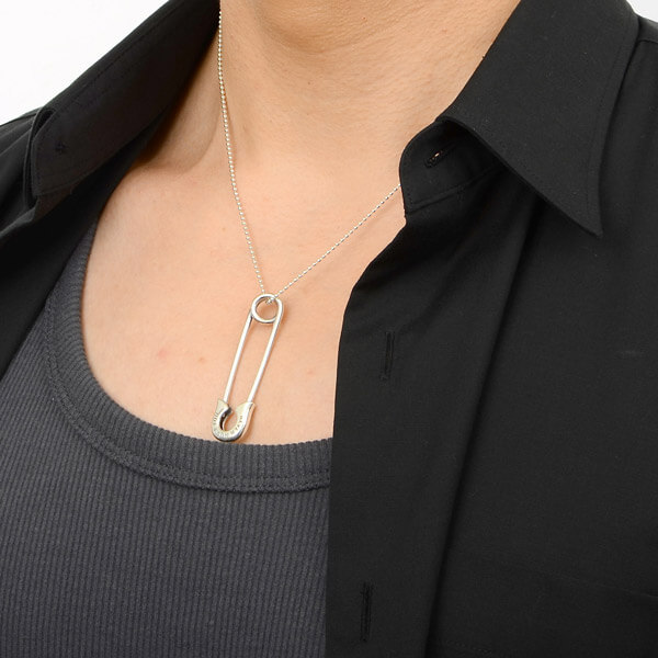 シルバーネックレス