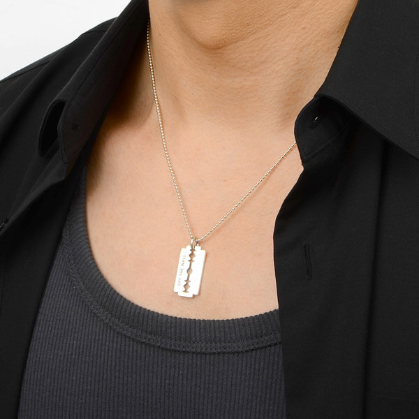 シルバーネックレス