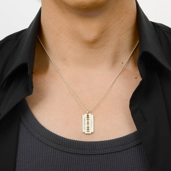 シルバーネックレス