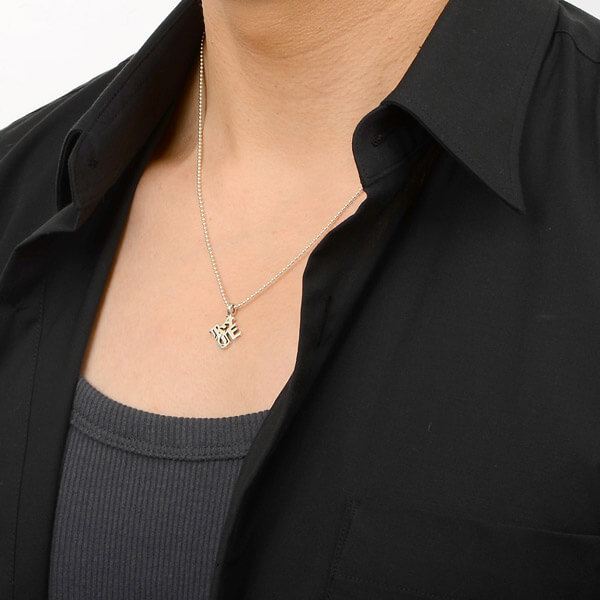 シルバーネックレス