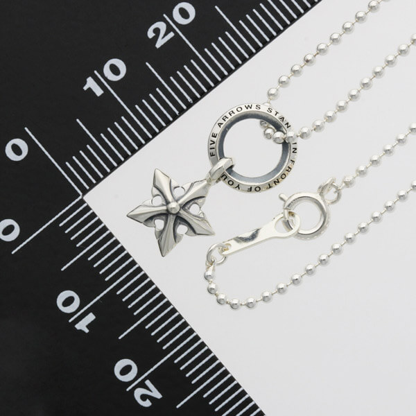 シルバーネックレス