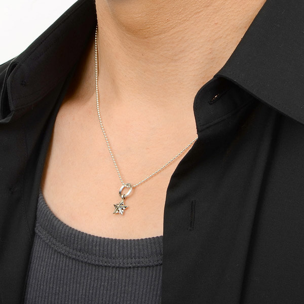 シルバーネックレス