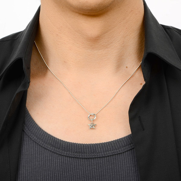 シルバーネックレス