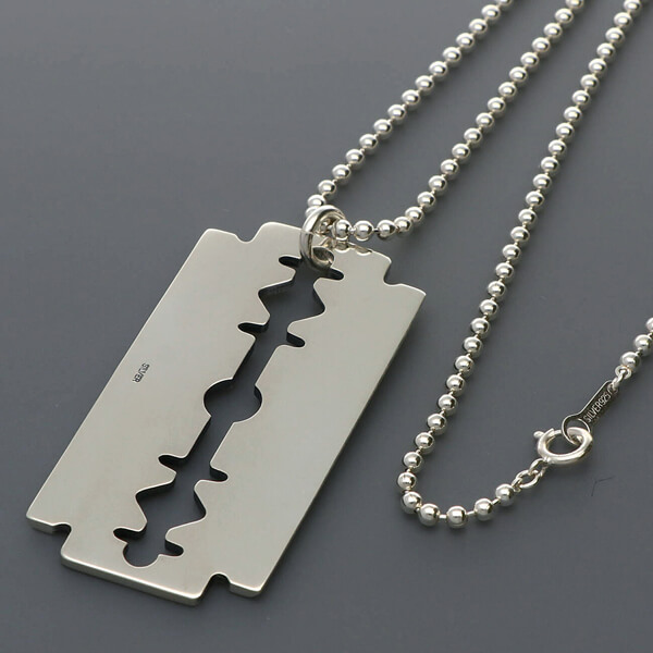 シルバーネックレス