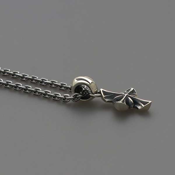 シルバーネックレス