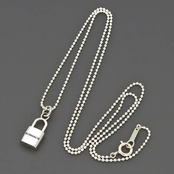 シルバーネックレス