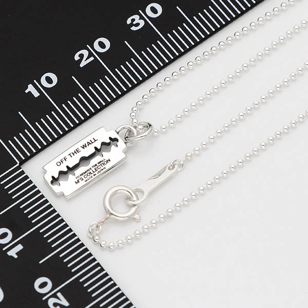 シルバーネックレス