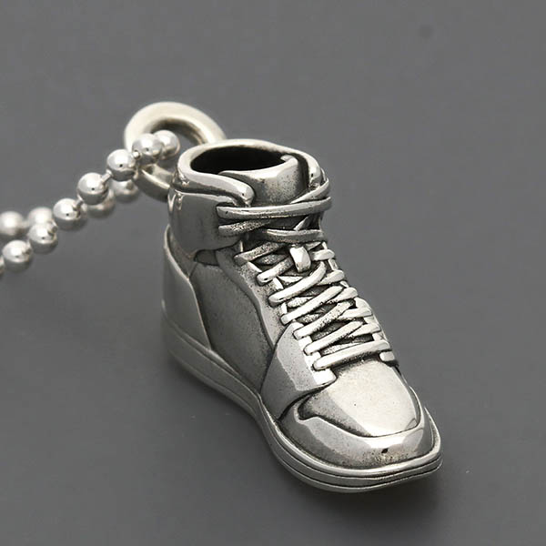 シルバーネックレス