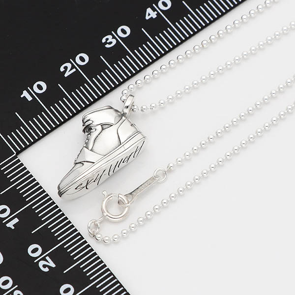 シルバーネックレス