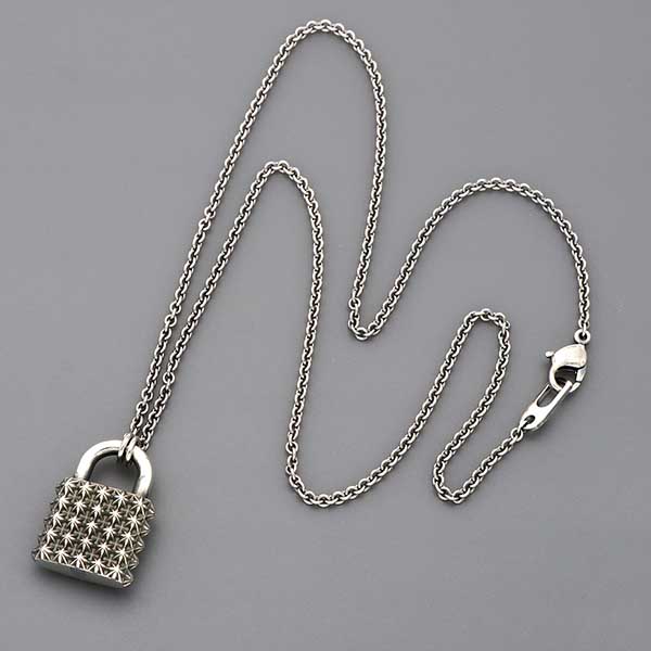 シルバーネックレス