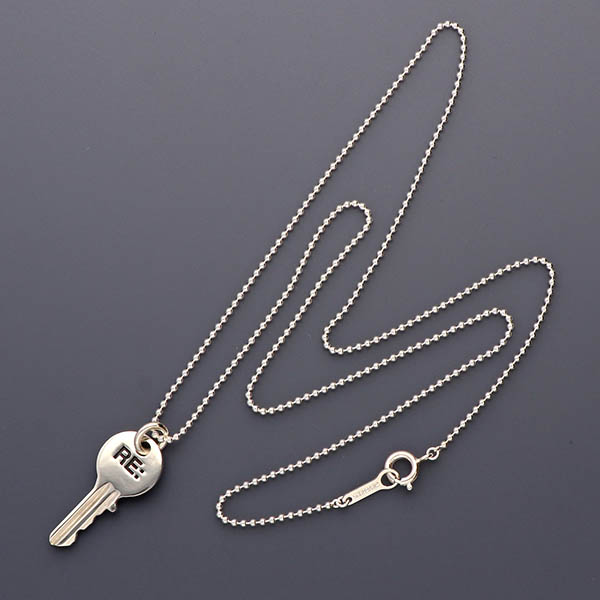 シルバーネックレス