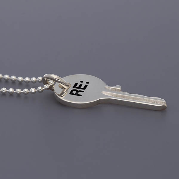 シルバーネックレス