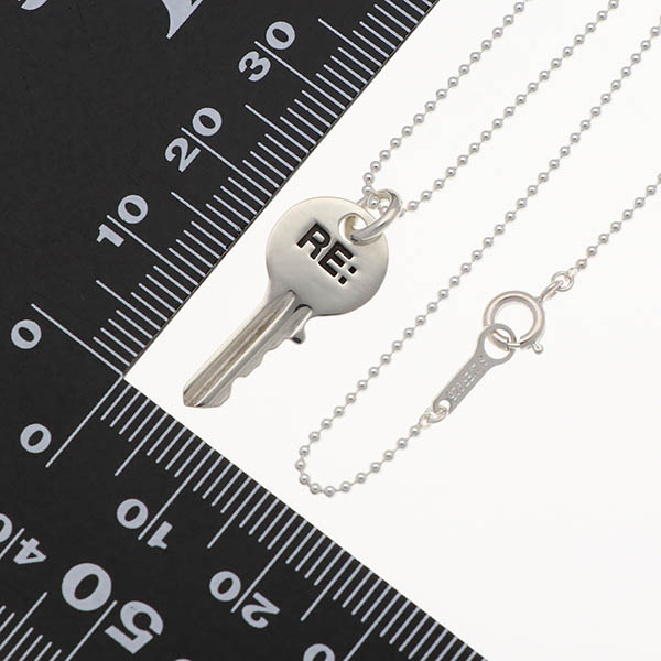 シルバーネックレス