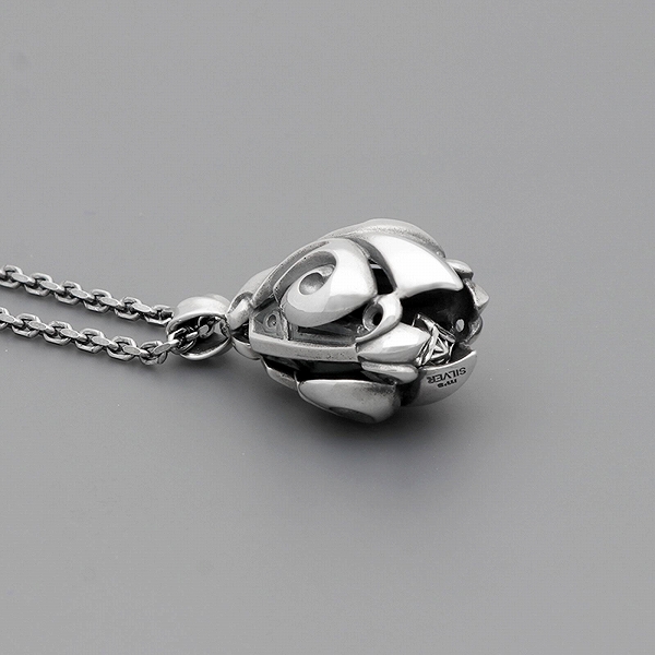 シルバーネックレス