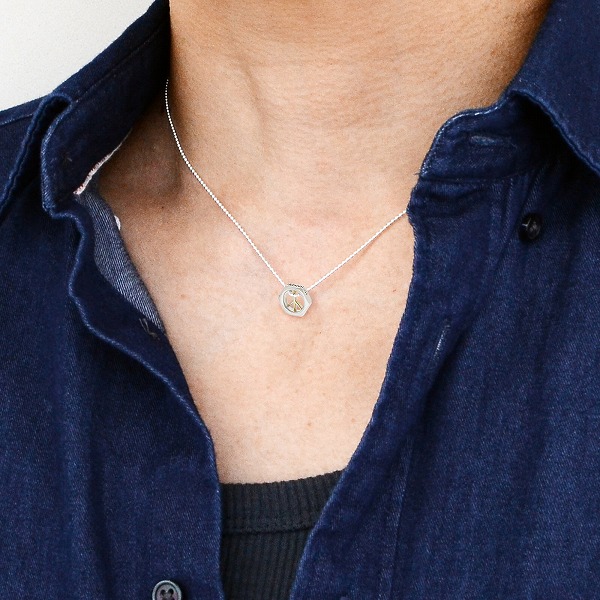 シルバーネックレス