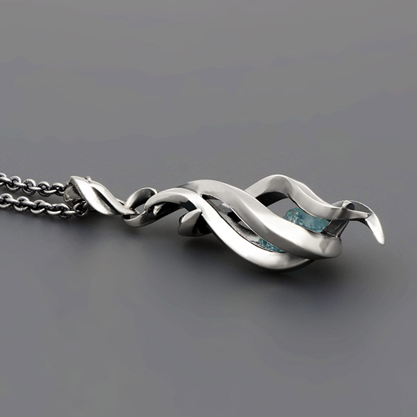 シルバーネックレス