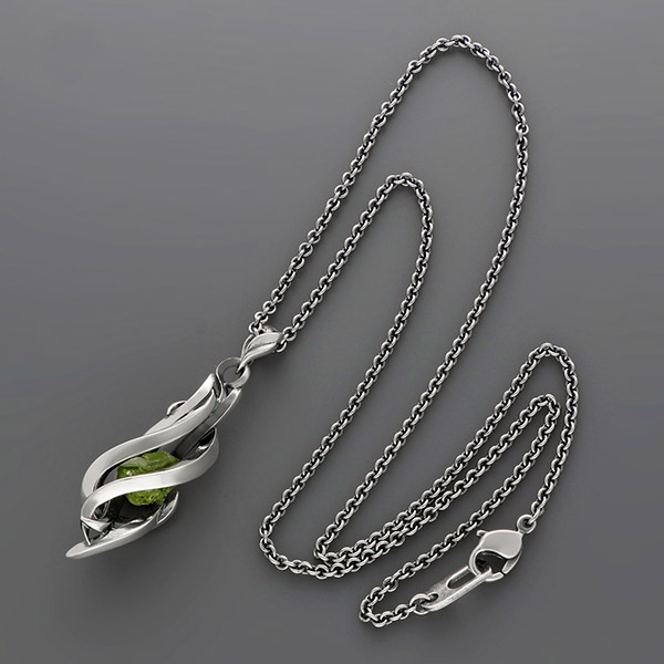 シルバーネックレス