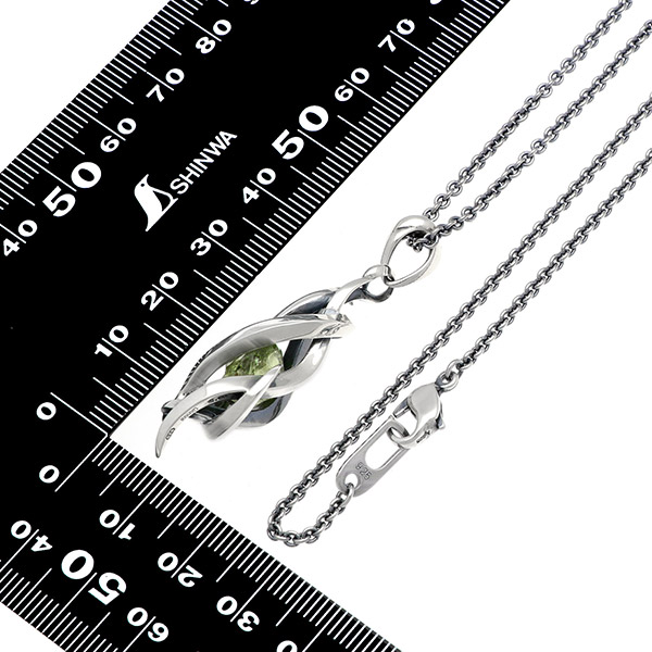 シルバーネックレス