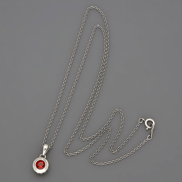 シルバーネックレス