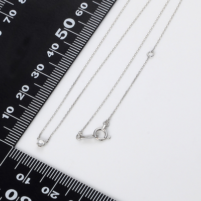 ホワイトゴールドネックレス