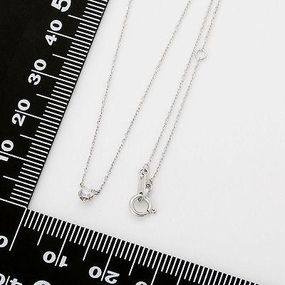 ゴールドネックレス