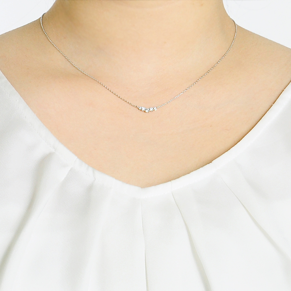 ゴールドネックレス