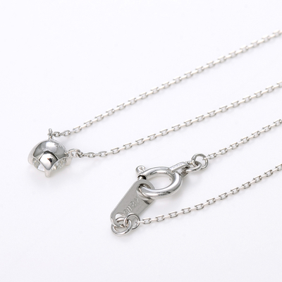 ホワイトゴールドネックレス