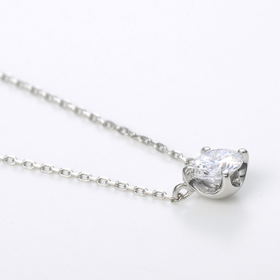 ホワイトゴールドネックレス