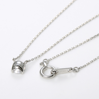 ホワイトゴールドネックレス