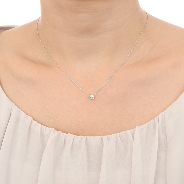 ホワイトゴールドネックレス