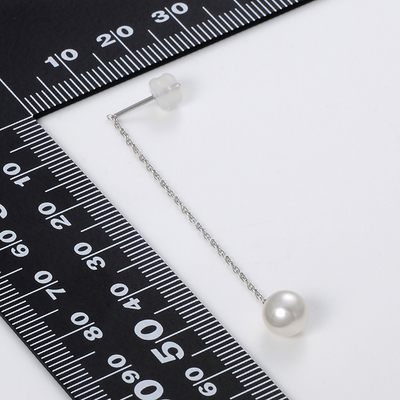 ホワイトゴールドピアス