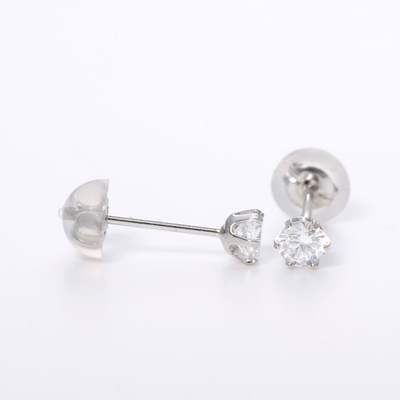 ホワイトゴールドピアス