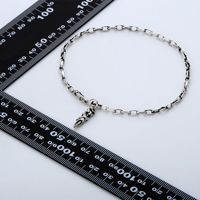 シルバーアンクレット