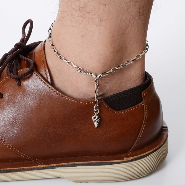 シルバーアンクレット