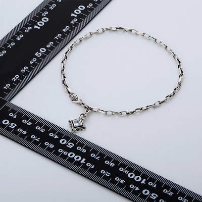 シルバーアンクレット