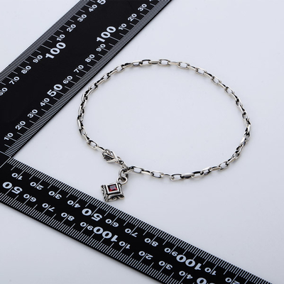 シルバーアンクレット