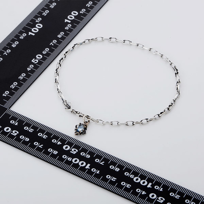 シルバーアンクレット