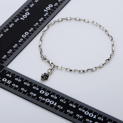 シルバーアンクレット