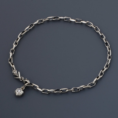 シルバーアンクレット