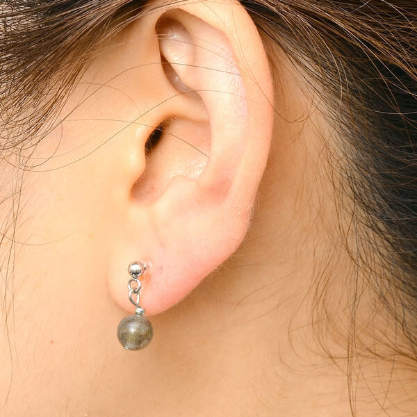 ノンホールピアス